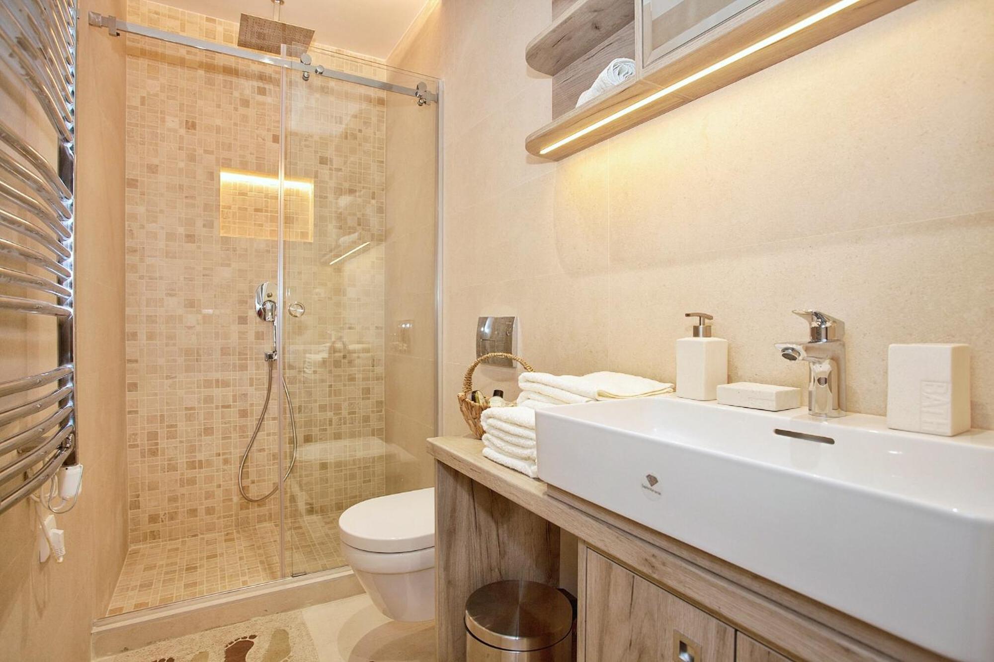 Hostgost Selected Suites - Skadarlija Square Beograd Eksteriør billede